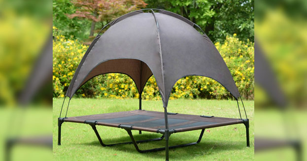 Too hot,this summer too hot,temperatures hit 40 ˚，please try pet bed with canopy